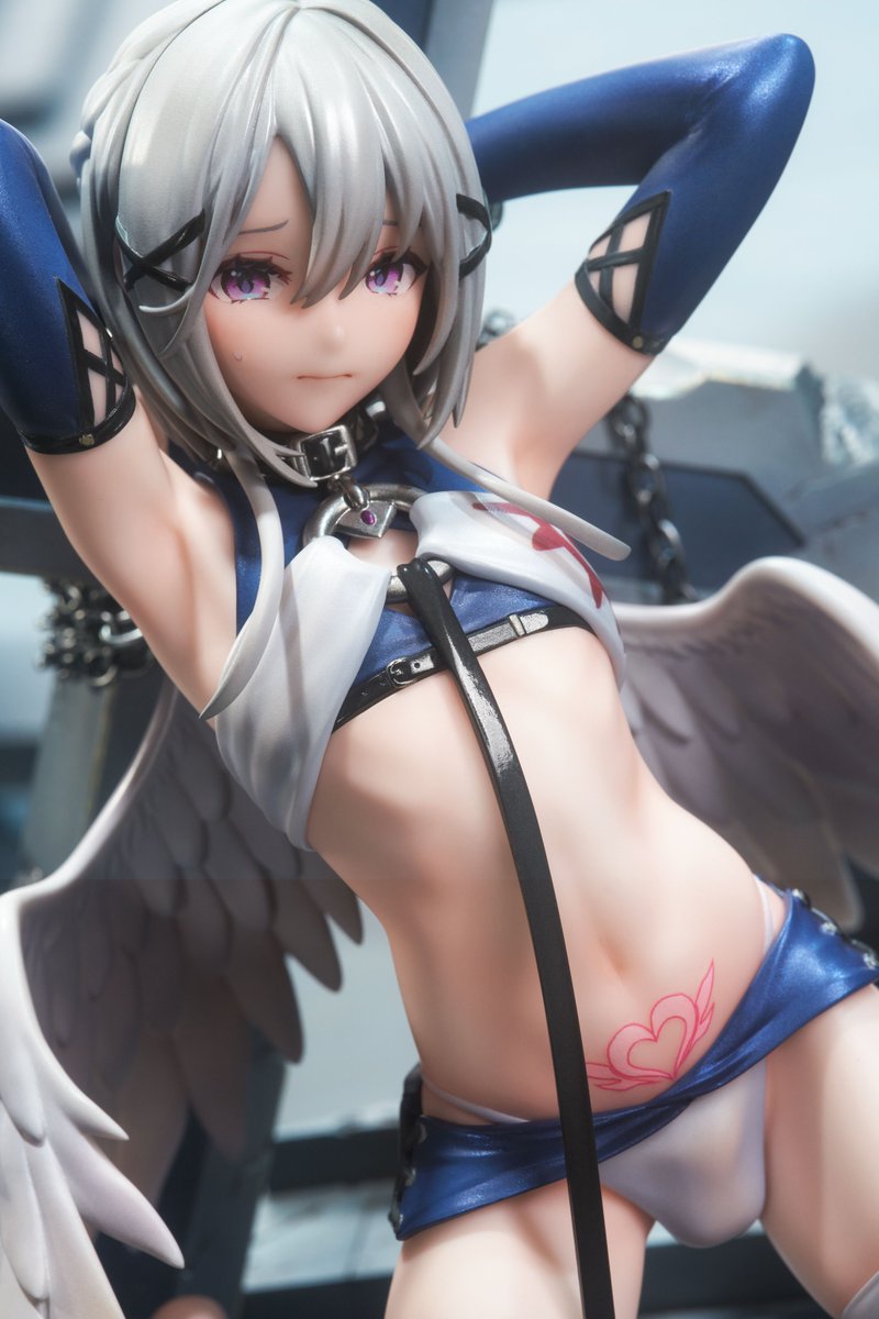 新商品情報！：「シオン」

■仕様：1/7スケール
■全高：約190mm
■価格：25,200円（税込）

▼商品情報はこちら
native-store.net/ja/%E3%82%AB%E…

~ご予約開始~
#unbound