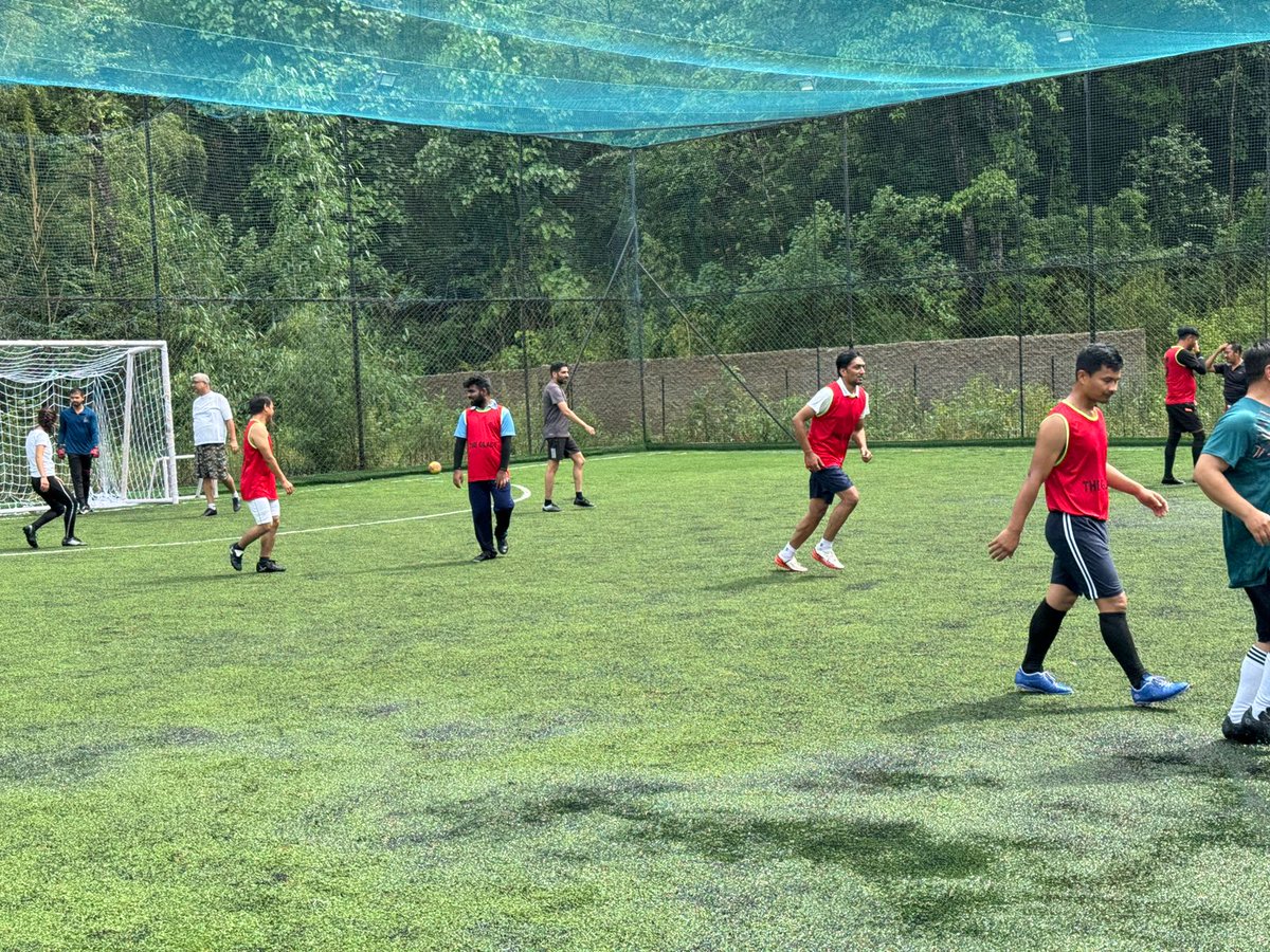 fci_nef's tweet image. Monthly, we promote wellness with activities. On 31.05.2024, FCI RO Shillong employees &amp;amp; officers enjoyed a spirited football match, boosting fitness and team spirit! #HealthAtWork #FCIShillong