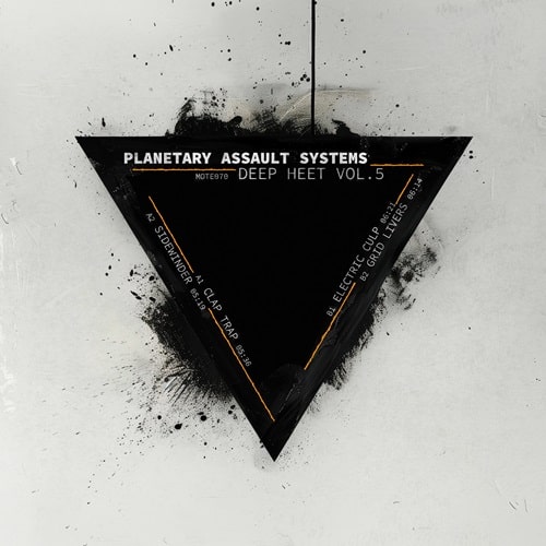 ディスクユニオン クラブ/ダンス (@diskunion_clubt) on Twitter photo PLANETARY ASSAULT SYSTEMS/ DEEP HEET VOL. 5
UKハード・テクノ・レジェンドが主宰MOTE-EVOLVERの70番目の作品として"Deep Heet"シリーズ最新作を約7年ぶりにリリース。  深くエッヂの効いたドライビング・テクノ、スリリングなミニマル・グルーヴ!まさに全開、待望の1枚
diskunion.net/clubt/ct/detai… PLANETARY ASSAULT SYSTEMS/ DEEP HEET VOL. 5
UKハード・テクノ・レジェンドが主宰MOTE-EVOLVERの70番目の作品として"Deep Heet"シリーズ最新作を約7年ぶりにリリース。  深くエッヂの効いたドライビング・テクノ、スリリングなミニマル・グルーヴ!まさに全開、待望の1枚
diskunion.net/clubt/ct/detai…