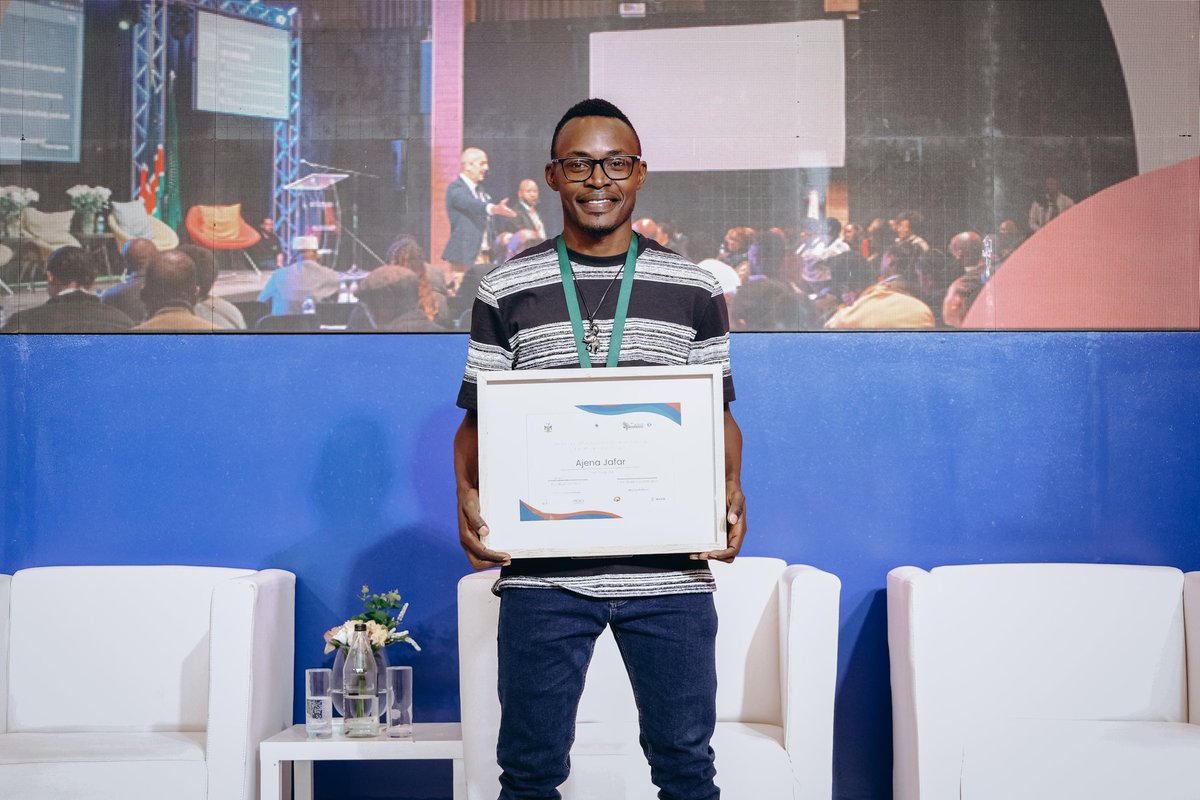 ajenajafar's tweet photo. Ladies and gentlemen, I present to you my Africa Youth in Tourism Innovation Challenge 6th edition award. #AYTIS2024 #TourPlug #Uganda #Namibia https://t.co/0swwzkrPqe
