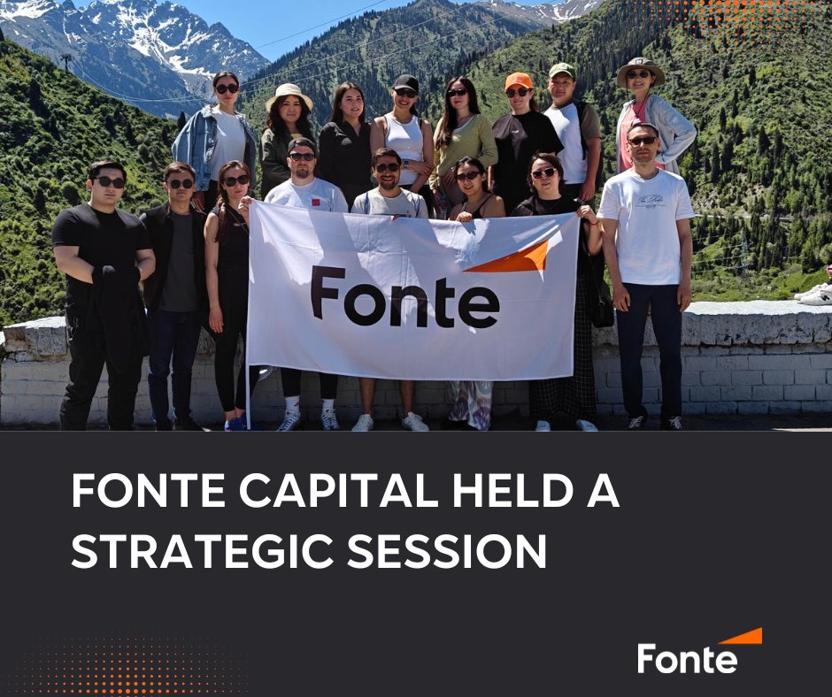 Fonte Capital conducted a two-day strategic session for its employees. The first day focused on discussing strategic issues and enhancing corporate culture. On the second day, the team went on a mountain hike to strengthen team spirit and enjoy the outdoors.