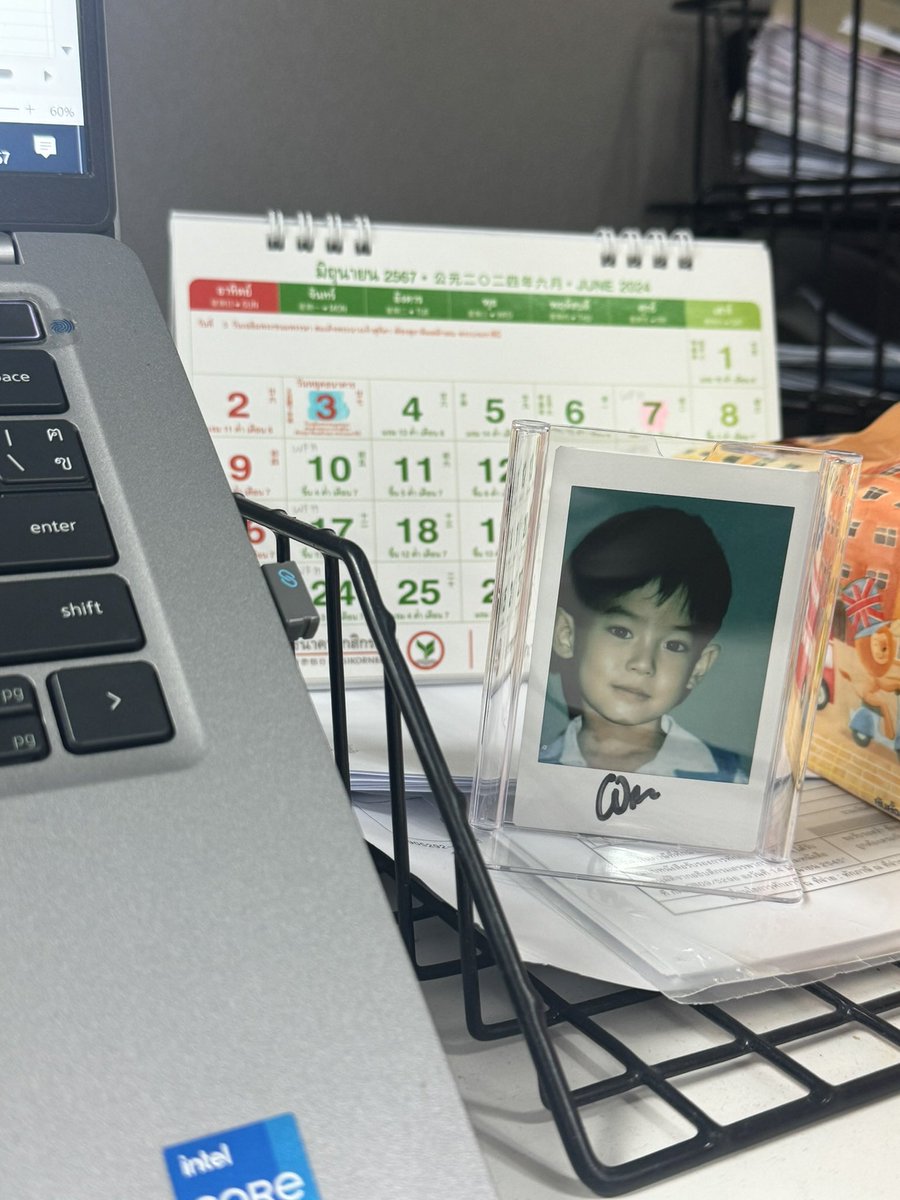 อันเชิญเด็กเล็กมานั่งเฝ้าที่ออฟฟิต 🥹