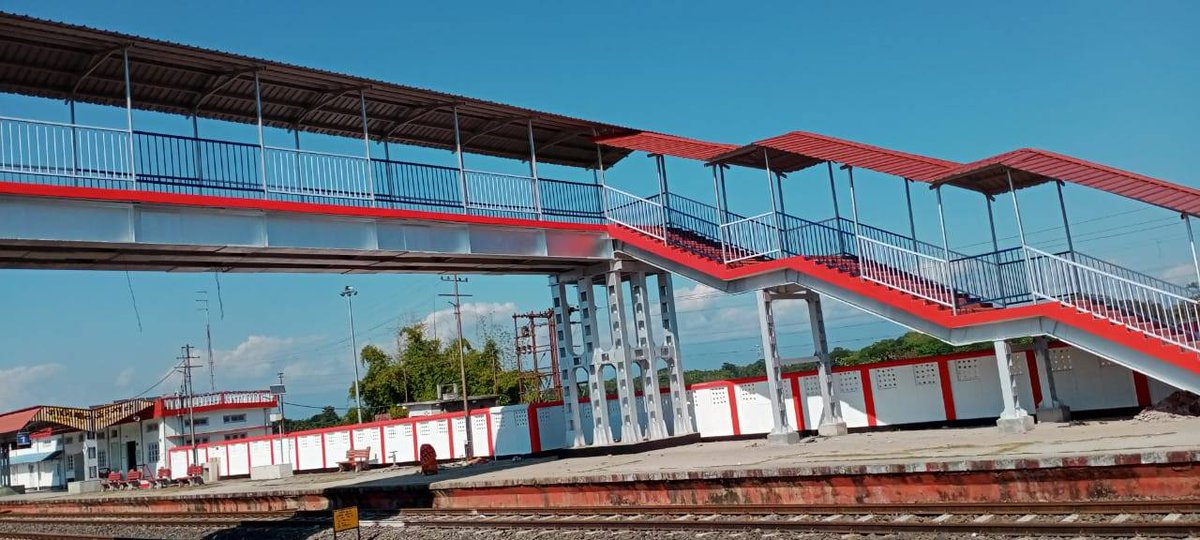 RailAnalysis's tweet image. #NortheastFrontierRailway enhances passengers safety with record #FOBs #installation

Read more...news.railanalysis.com/northeast-fron…
 
#NFR #indianrailways #railway #electrical #infrastructure #stations #construction #bridges #tunnel #electronic #footoverbridges #commissioning #project