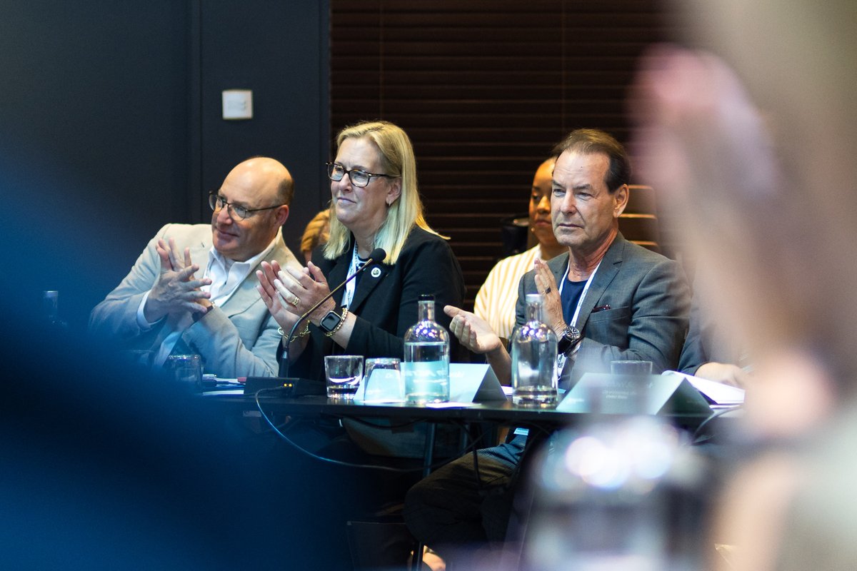 Strong_Cities's tweet image. @Strong_Cities is convening mayors &amp;amp; city officials in Stockholm 🇸🇪 for a #TransatlanticDialogue to Strengthen Community Resilience to Extremist Violence &amp;amp; share City-Led Strategies against Hate. 1/8