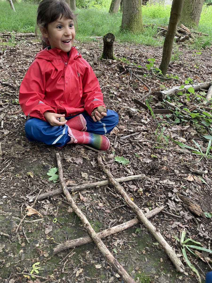 PipersForestSch's tweet image. Reception @PipersPrePrep made a new game of noughts and crosses #forestfun #pipersgrounds