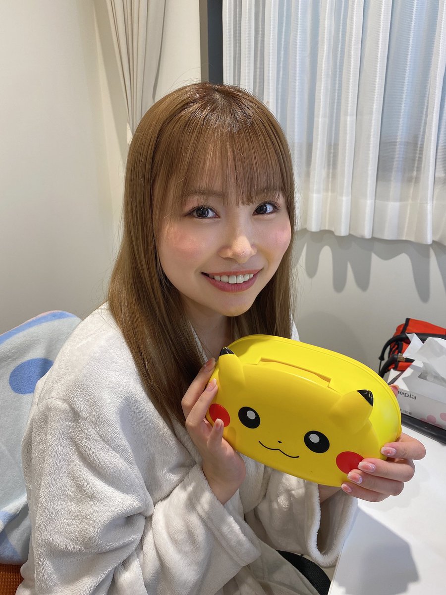 _chuobunritai_'s tweet photo. 明日はLHP W HARAJUKUにてプレステージアパレルポップアップイベントです🦖

河合さんは、
15:30〜店頭に立たせて頂きます🦖

ピカチュウはでんきタイプですが、
河合さんは何タイプっすかね？🦖
かくとうっすかね🦖

#河合あすな https://t.co/MXRpsXmgF7