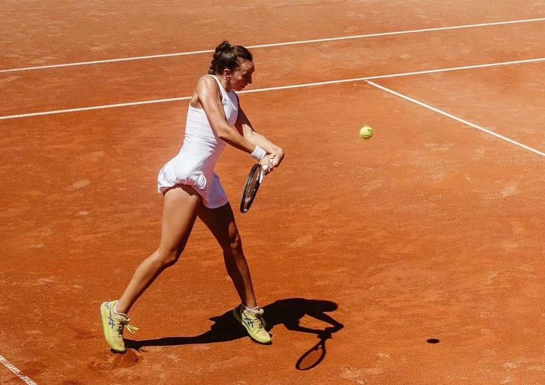 PlusLig's tweet photo. İtalya'da düzenlenen WTA 125 turnuvası Open Delle Puglie'de 🇺🇦 Yuliia Starodubtseva'yı 6-2, 6-1 mağlup eden 🇹🇷 #ipekoz ikinci tura yükseldi 💪🏼

#Türkiye #Ukrayna #İtalya #Tenis #PlusLig https://t.co/iLx5pnrneN