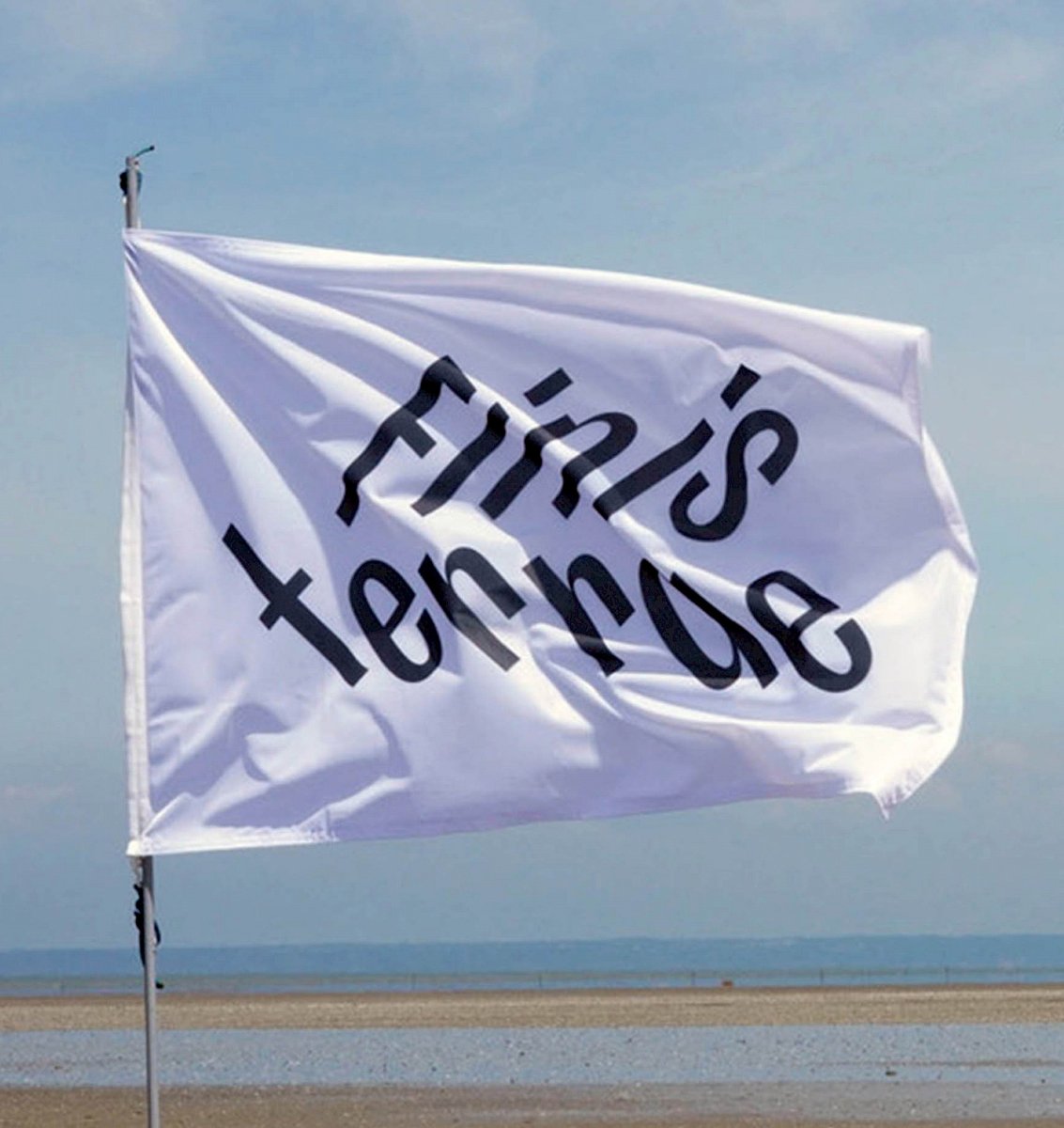 mire.studio — Mire Studio are using colour and gradients in a way nobody is I think. It's this chemical negative thing that I am a big fan of. More of this please.