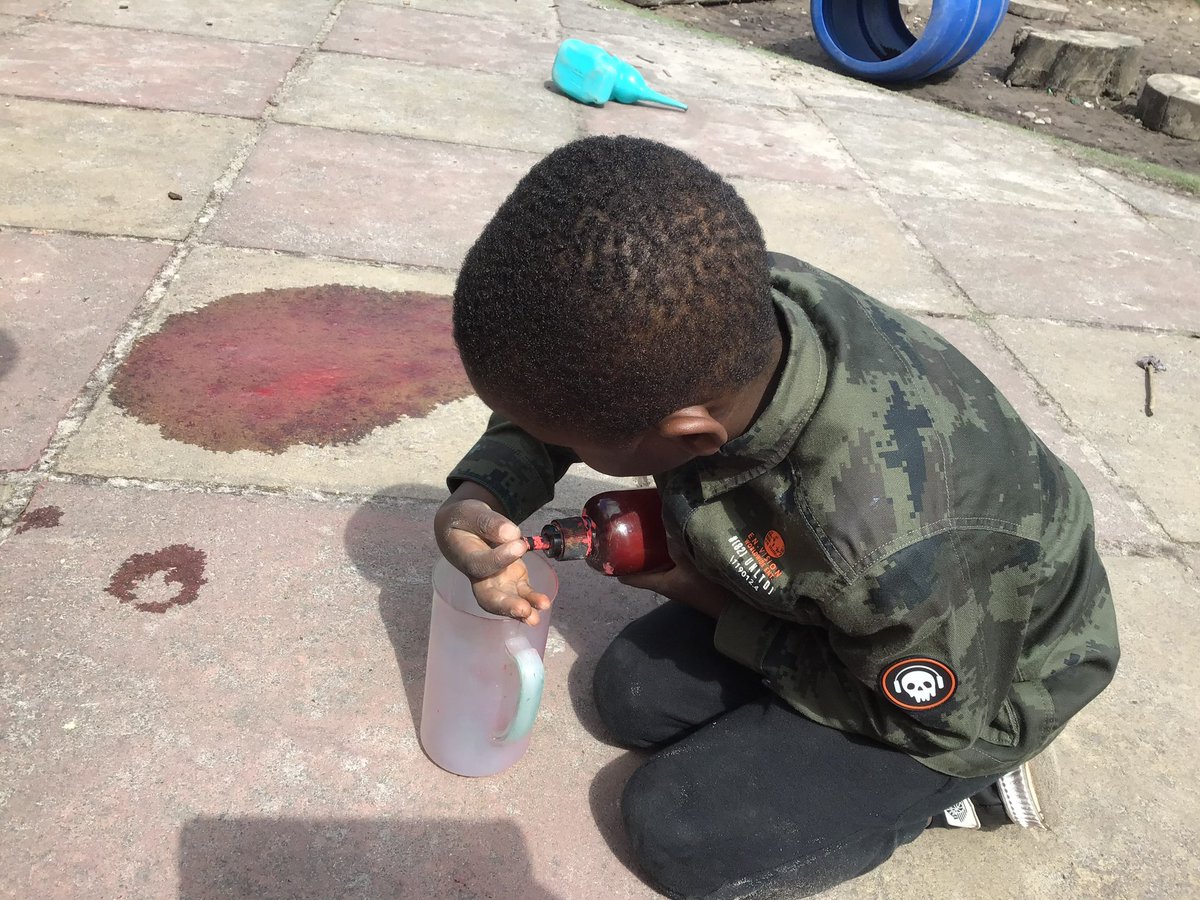 STEM_Parkdrive's tweet photo. J has taken a keen interest in volcanos. He asked to do a volcano experiment choosing red paint “lava is red.” He was very excited as he poured the bicarbonate of soda into the vinegar watching it react creating lava 🌋#STEMnation #STEMeducation https://t.co/eagEYfoney