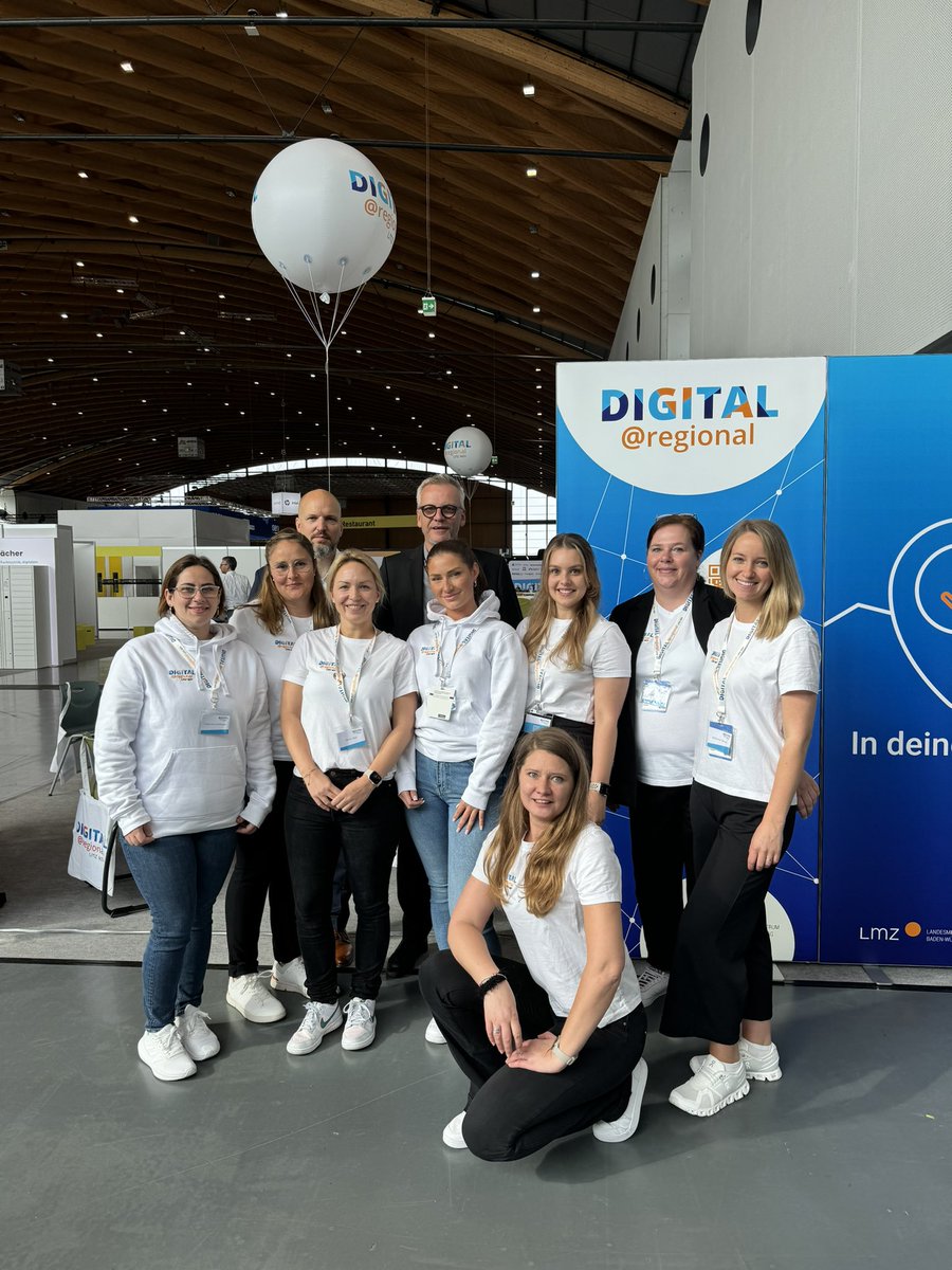 Saskia Ebel (@ebel_saskia) on Twitter photo Los geht’s auf der #learntec2024 in der #digitalregional Maker’s Area am Stand P20/10 in der #dmarena in Karlsruhe. Kommt vorbei!
<a href="/lmz_bw/">Landesmedienzentrum BW</a> #twlz #edubw #xlz #digitalebildung Los geht’s auf der #learntec2024 in der #digitalregional Maker’s Area am Stand P20/10 in der #dmarena in Karlsruhe. Kommt vorbei!
<a href="/lmz_bw/">Landesmedienzentrum BW</a> #twlz #edubw #xlz #digitalebildung