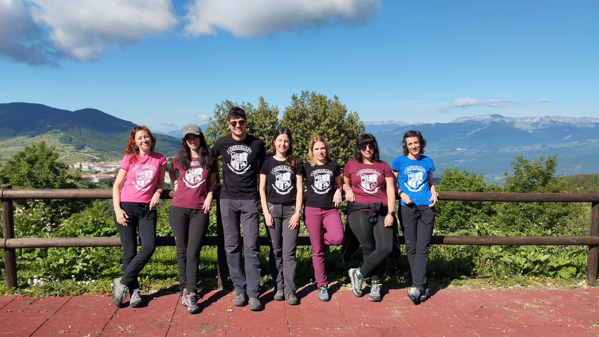 Irene Ruano (@iruanopalencia) on Twitter photo Equipo agrarias @niquisdelparamo en el parque Nacional de los Abruzos, Lazio y Molise 🇮🇹
#soyforestal
<a href="/ETSIIAAPalencia/">ETSIIAA Palencia</a> <a href="/YoungForesters/">iuFOR UVa-INIA</a> Equipo agrarias @niquisdelparamo en el parque Nacional de los Abruzos, Lazio y Molise 🇮🇹
#soyforestal
<a href="/ETSIIAAPalencia/">ETSIIAA Palencia</a> <a href="/YoungForesters/">iuFOR UVa-INIA</a>