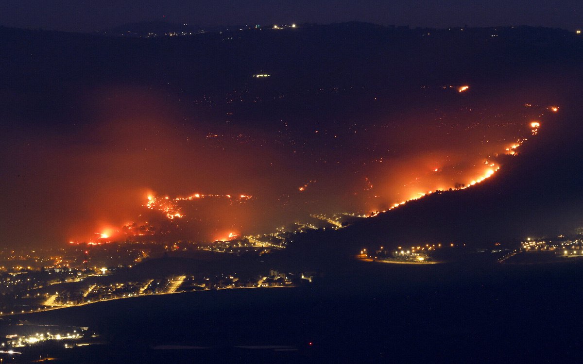 erlanishere's tweet photo. Kalian telah membakar Rafah, sekarang giliran Israel utara yang dibakar. Of course we pray for your end! https://t.co/pZVDgWVdPA