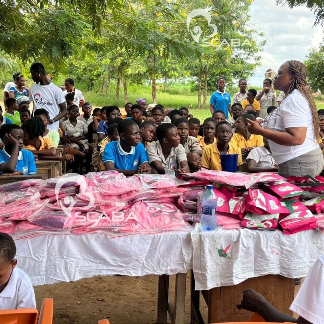 ScabaFoundation's tweet photo. One of our health professionals,Madam Caroline Kalevor-Awayah poured her heart out in educating a total number of 168 women and girls on how to maintain menstrual hygiene for their total health. We say Ayekoo to her.
#menstrualeducation
#endperiodpoverty
#scabafoundation https://t.co/TlDUVYaVhl