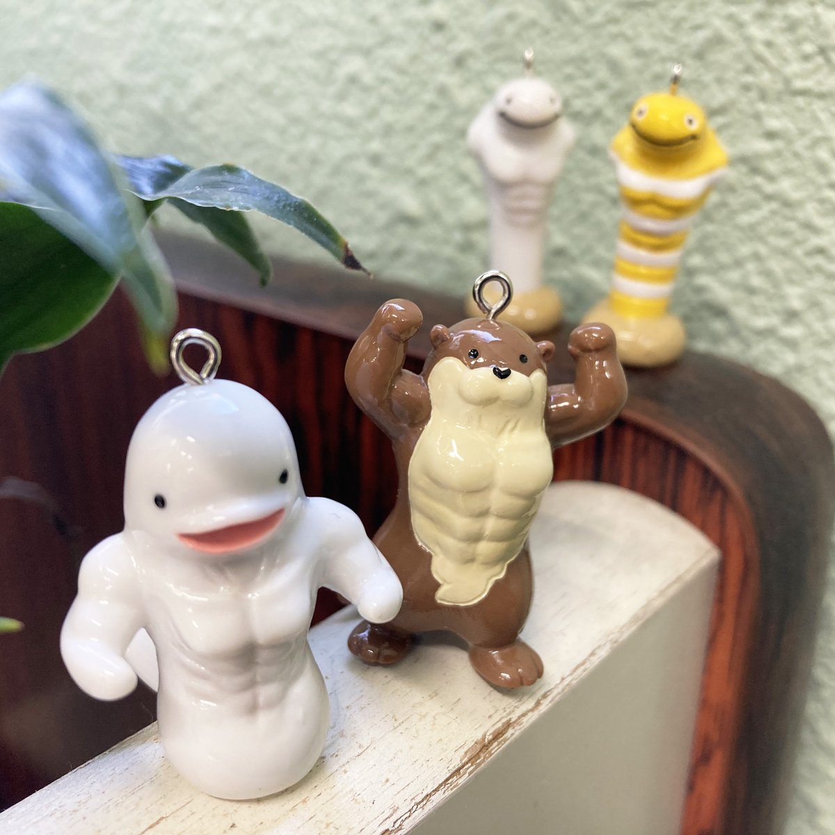 先日ご紹介した「しあがってるシャチ」のお仲間達です。みんなシャチに