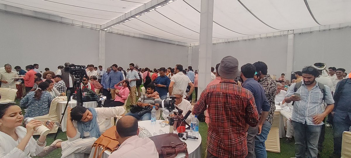 Big crowd in tent serving food to media at Congress Headquarters #electionresults