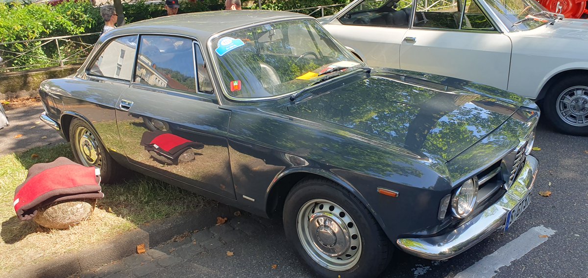 #BadenBaden Classic 2023 #AlfaRomeo Bertone @Carpornpicx @FastCarsWorld @stanceit @matwatsoncars @ItaliAuto @PaulCowland_ @ThePollitt @alfamale87 @HA11NNH @hjwakerley @HubNutVids @Bertie23574627 @Gandalfwasme @MagRetroPassion @ALAINOBIN @GeorgeCochrane1 @andyps1275 @JaguarPics