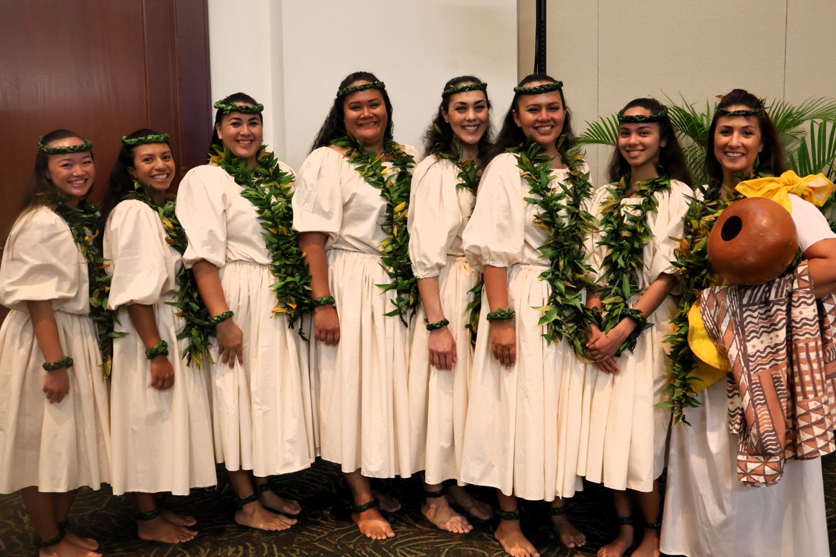 spc_cps's tweet photo. #FestPAC13 kicks off with 40th CPAC meeting!  paddling our Vaka for Pacific arts &amp; culture in a changing world. #PacificPeoples #PacificCulture https://t.co/wOTgkKhi6l