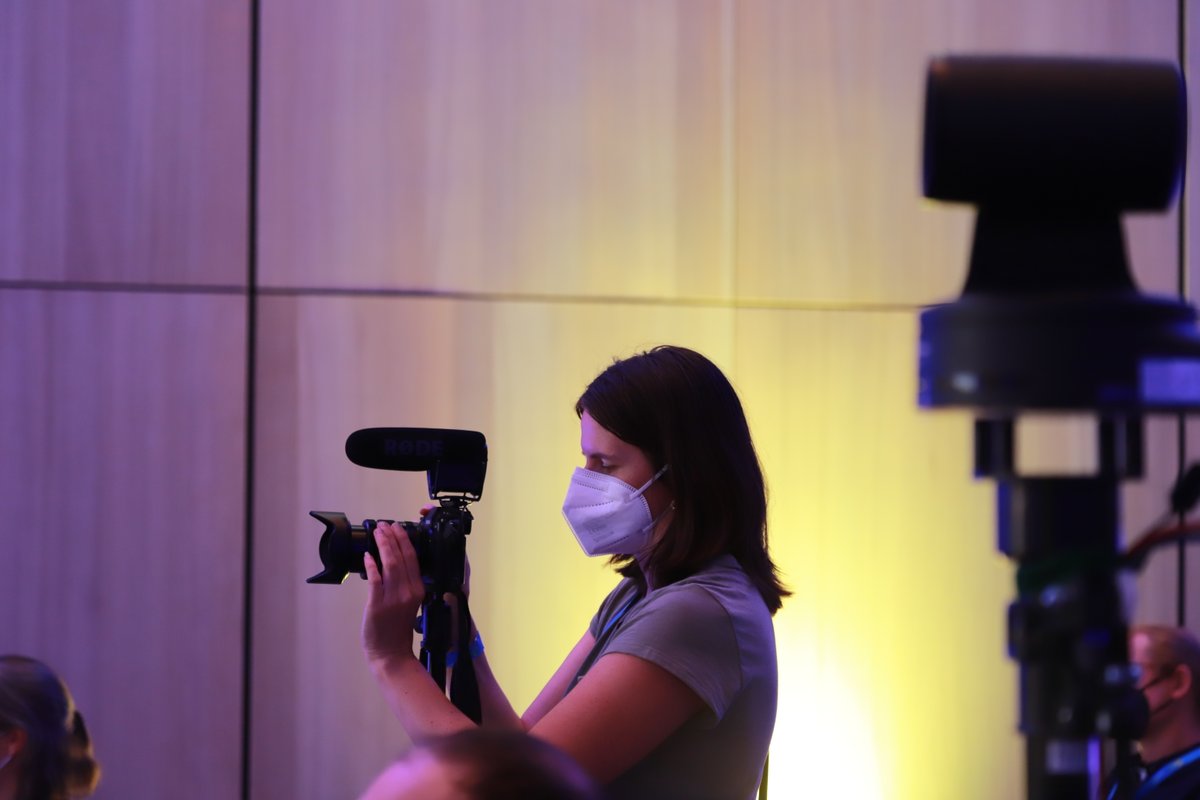 EuroGeosciences's tweet image. Applications are now open for the EGU #ScienceJournalism fellowships! Winners can get up to €5000 to report, in any European language, on current #research in Earth, planetary, or space sciences. Deadline to apply is 17 June '24 #ScienceWriter

Apply now: egu.eu/1LL18D/