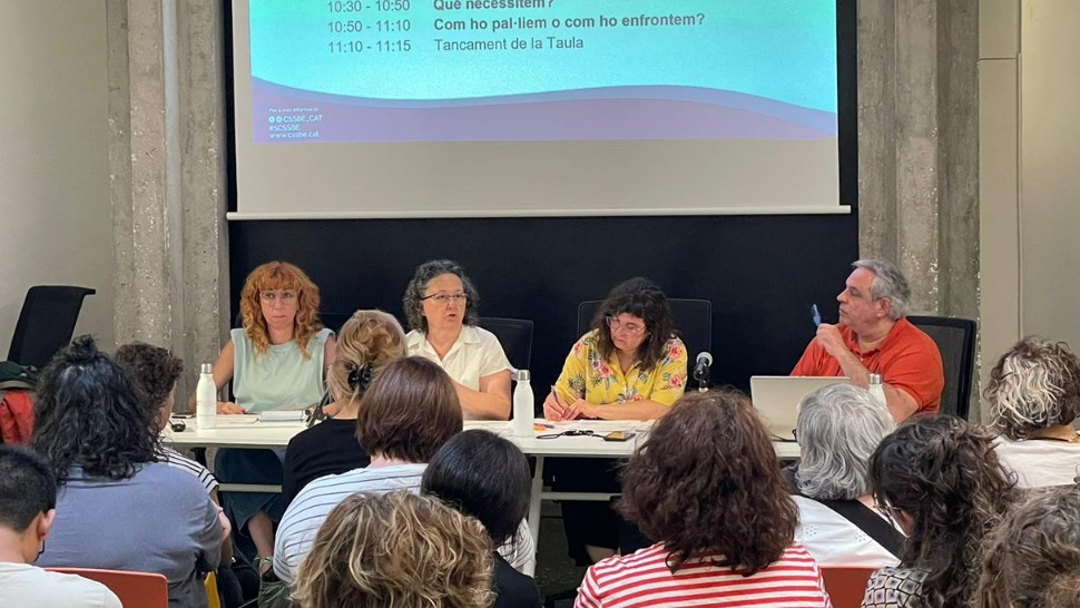 🔴 "Tant les sindicatures com les professionals dels Serveis Socials som defensores de drets"
🟥 Article conjunt de Pepa González, Defensora de Santa Coloma (<a href="/defensorascg/">@defensorascg</a>); i Carles Aluju, Síndic de Rubí, sobre el 5è Congrés de Serveis Socials Bàsics:
gramenet.cat/sites/defensor…