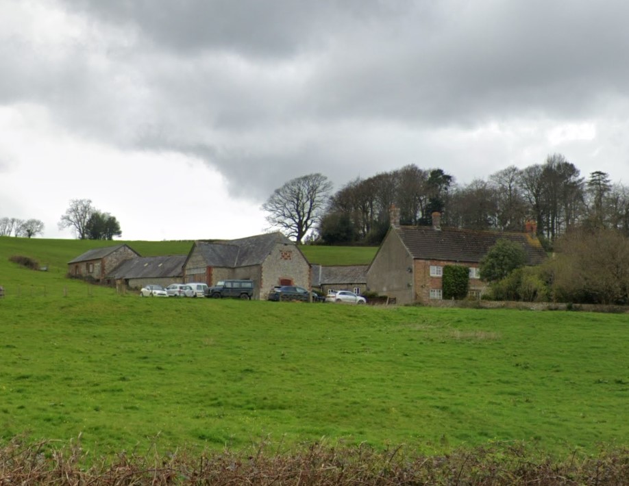 Amazing how may places in this 1633 survey of Maiden Bradley can be located on modern maps. My favourite so far is Elizabeth Rowe's new house, recently built in a pit (i.e. hollow) called Catbench
@WiltsHistory