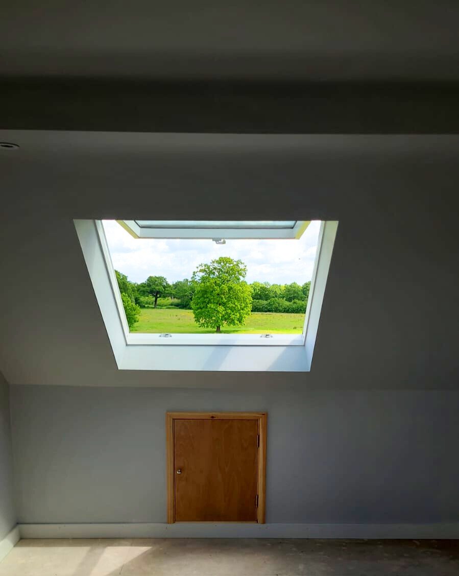 Econoloft's tweet photo. Views like this are just one of the reasons our loft conversions are so popular. This one is still under construction. #thicktrunktuesday #TreesofTwitter #loftconversions https://t.co/WvlAkObqrD