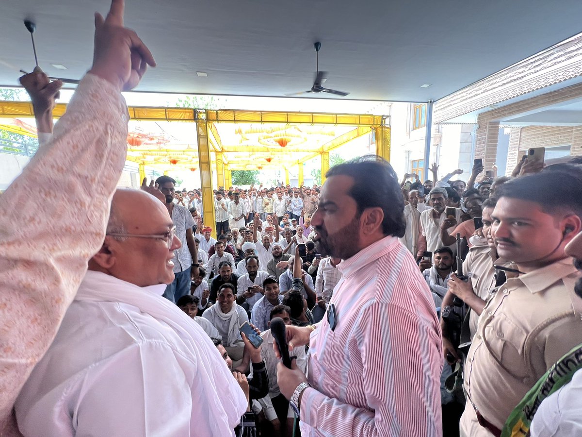 ZakirHussainINC's tweet photo. नागौर फतेह ✌️

@hanumanbeniwal https://t.co/5ho8L7jSda