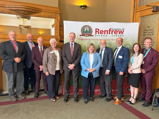 County of Renfrew tweet media