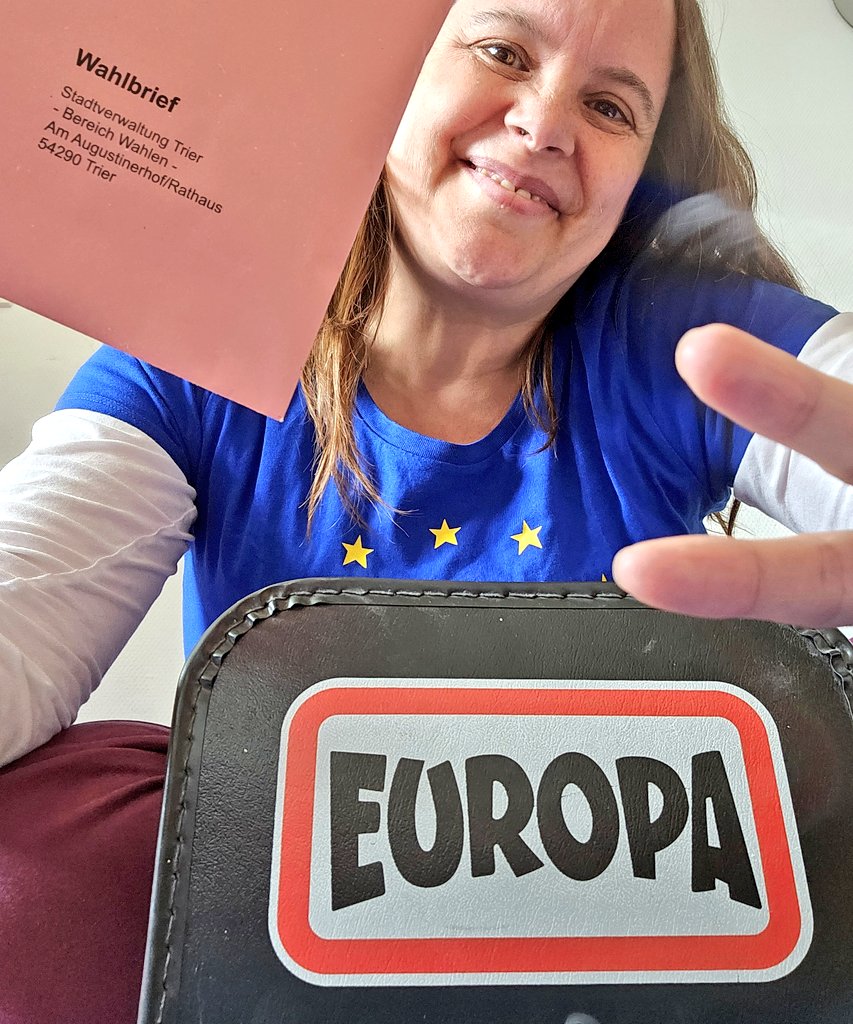 Europawahl, Baby!
Demokratie ist das, was wir draus machen.
#yeahyeahyeah #Demokratie #europawahl #europawahl2024 #briefwahl #wählenistkeinepflichtsonderneinprivileg #germany #election #Trier 
@Stadt_Trier