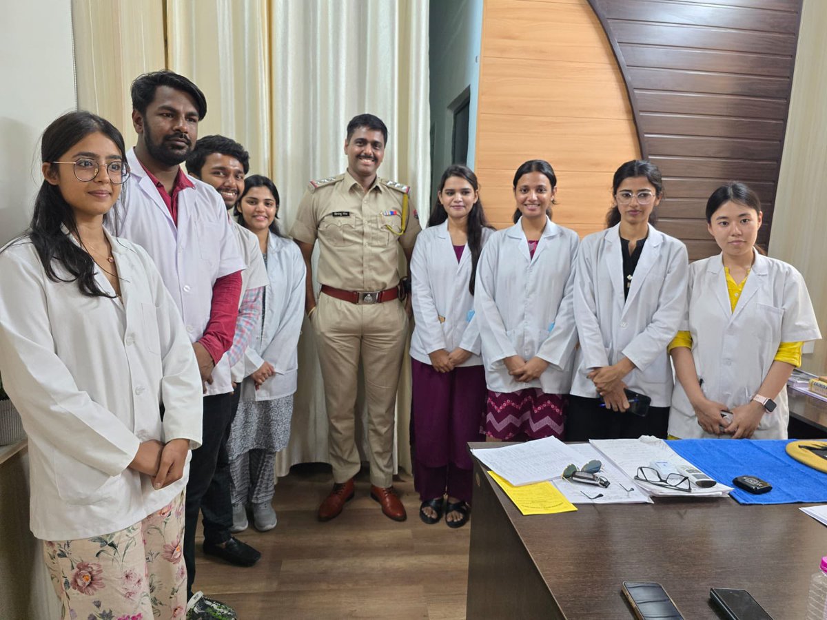 On the occasion of "World No Tobacco day" 
Dental checkup of police team police station sukher,,,,thanks to Dr Kiran veragi and team Pacific dental college