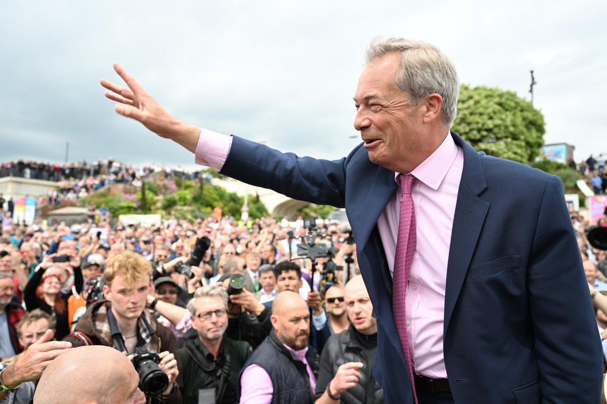 Clacton has been ignored for far too long. 

I intend to put it back on the map.

Thank you for your support.