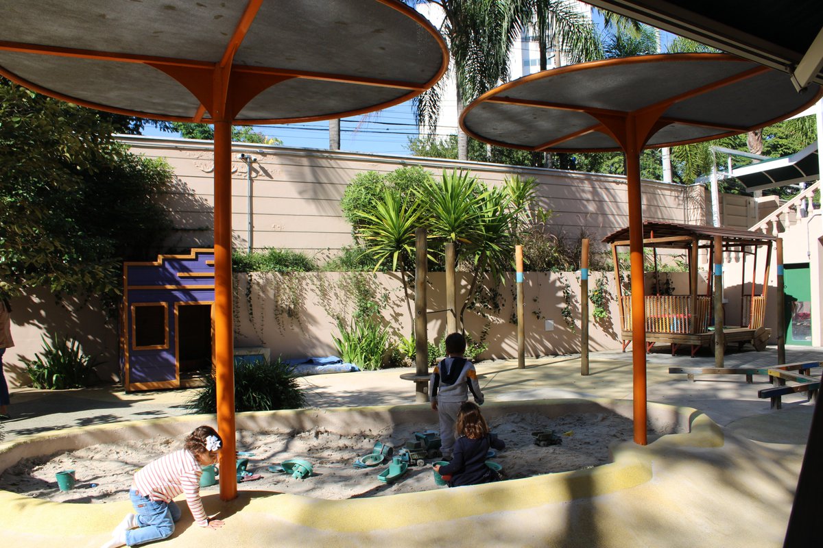 Last week, our upcoming PP1s got to visit the school for a stay and play session with their families 🎨⚽️ They got to visit their new classrooms and also meet their teachers!