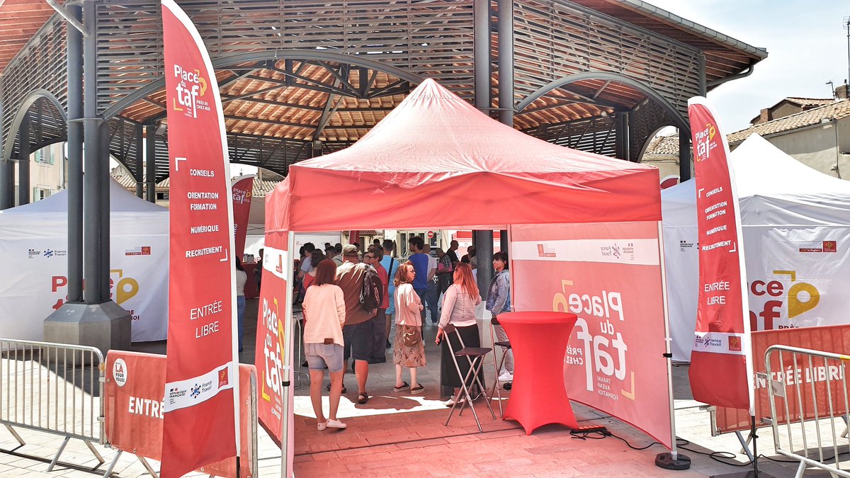 hlantelme's tweet photo. ▶️ En direct de la #PlaceduTAF de #LezignanCorbieres, offres d'#emploi, recruteurs, organismes de #formation et nombreux visiteurs ! ✅
#AvecFranceTravail, Région @Occitanie, @MissionLocale11, @Capemploi11, Département #Aude.
@FTravail_OCC
@muriellehenry1
@HlneDELMAS2
@niko2252 https://t.co/rVNbp8HTHq