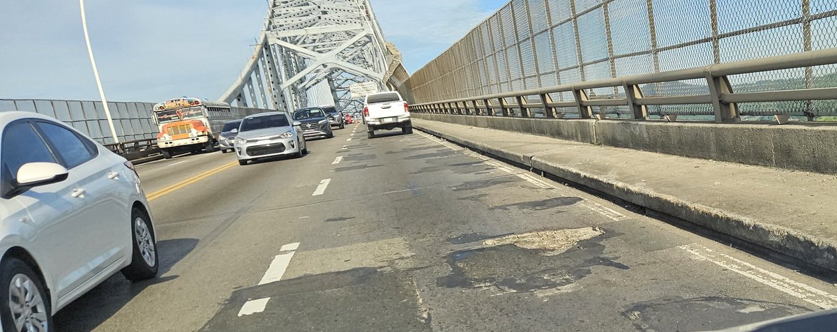 Estado actual del puente del mundo, corazón del universo.  Inversión reciente: B/.100M ++
Otra señal de un Estado fallido,  <a href="/MOPPma/">Ministerio de Obras Públicas de Panamá</a>
