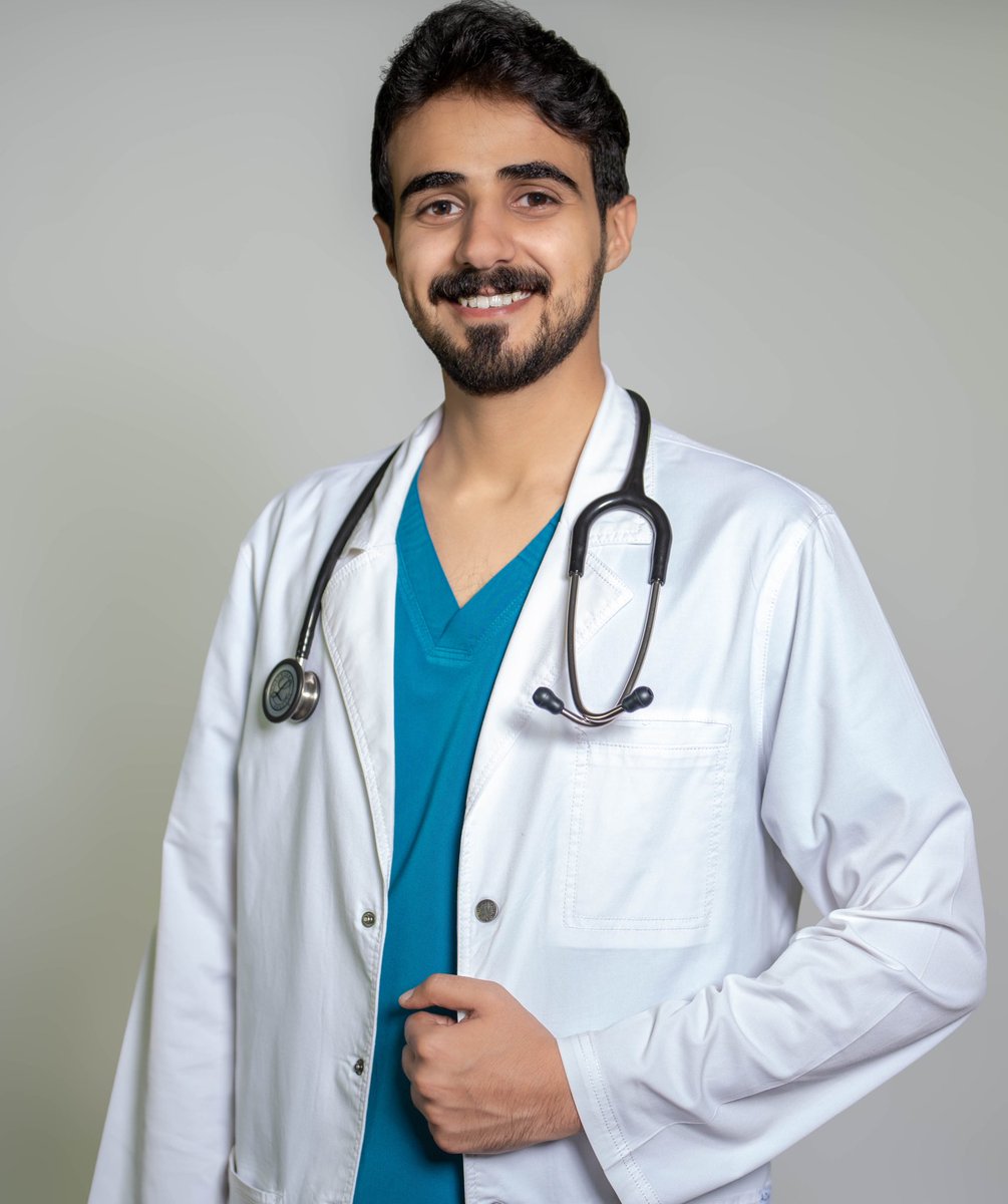 الحمدلله ما أنتهى درب ولا تم سعي إلا بفضله، الحمدلله على التوفيق والبلاغ، الحمدلله على الختام.
انقضت رحلة كلية الطب المليئة بالعقبات والتحديات، شكرًا لوالديّ على كل همّ حملتكم إياه، شكرًا لرفقاء الرحلة كنتم خير معين،شكرًا لكل من قدم لي العون في هذه الرحلة، 
إنتهت الحكاية⌛️.