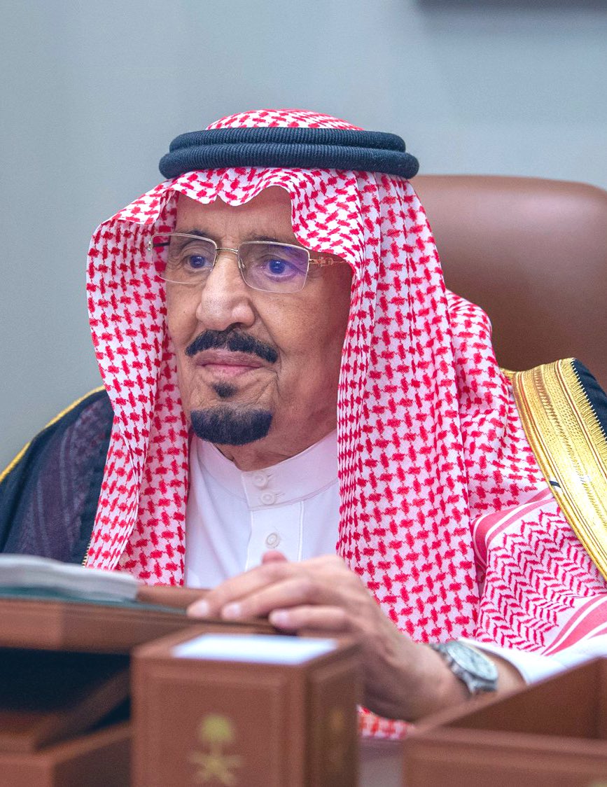 HRHMBNSALMAAN's tweet photo. حفظك الله سيدي واطال الله في عمرك
و ادام الله عليك الصحة والعافية 🤲 https://t.co/0CPzPtQluP