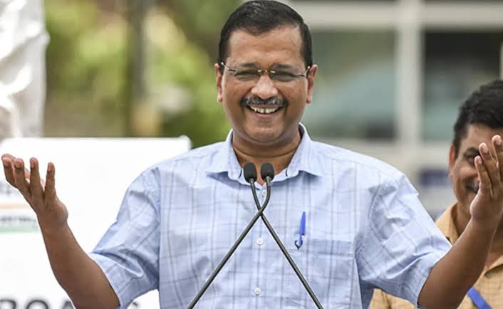 RoflGandhi_'s tweet photo. फूट डालो, इलाज करो 

🤣🤣🤣🤣 🤘 https://t.co/KcW25cDwY7