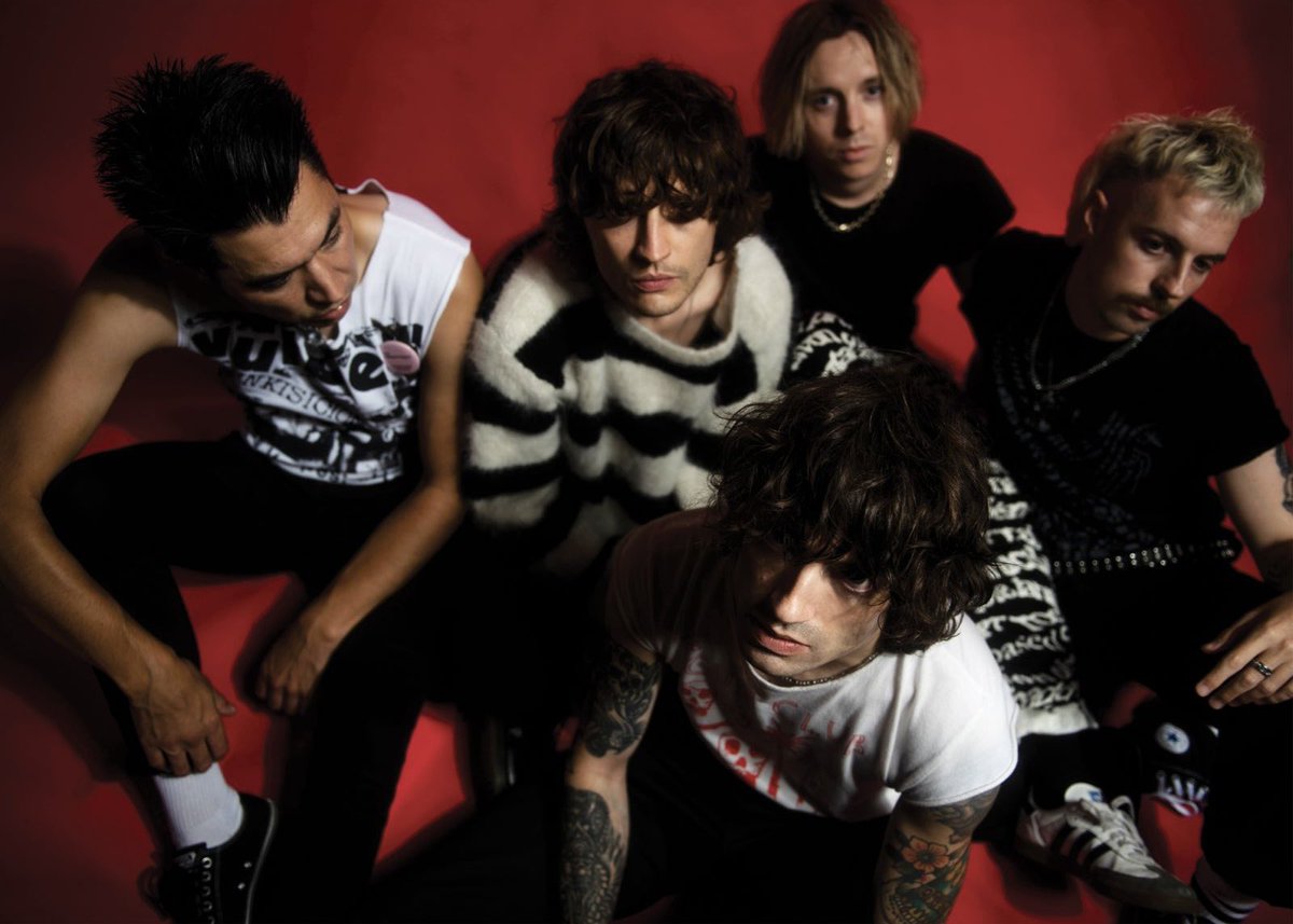 BAD NERVES tweet media