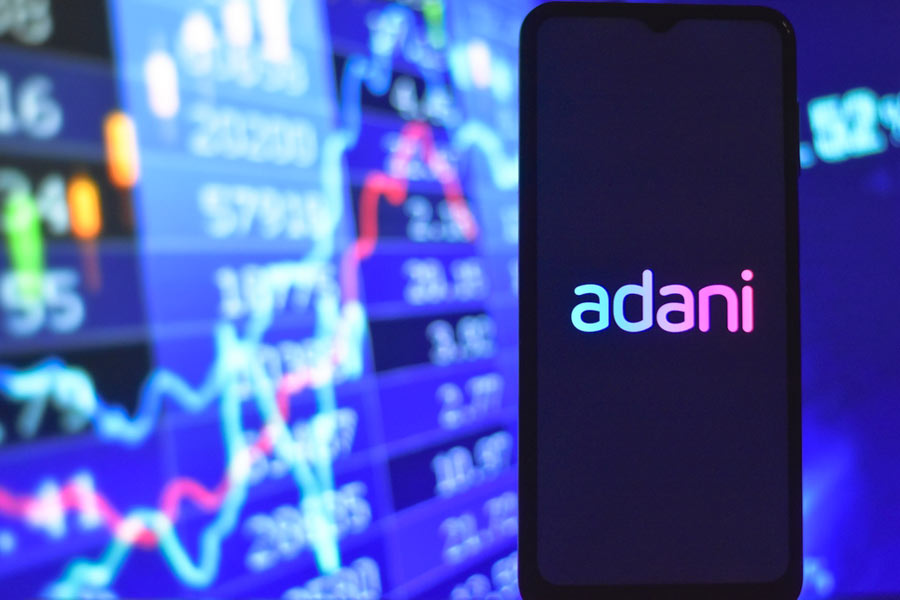 Most of #AdaniGroup firms hit lower circuit limit; Adani Enterprises, Adani Ports dive 25 per cent intra-day

telegraphindia.com/business/most-…