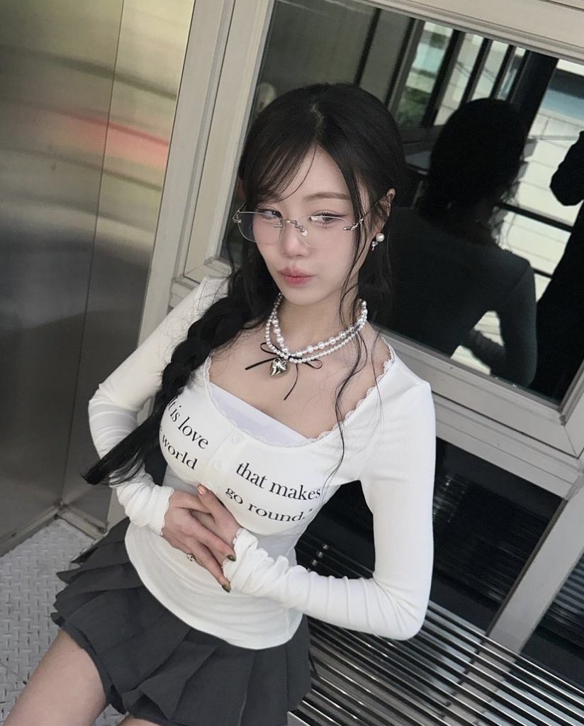 soojin instagram update ♡🪽