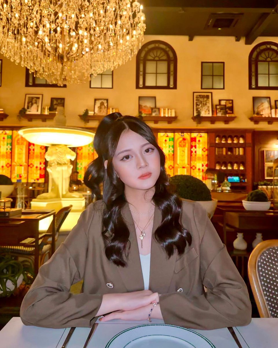 Christyzer's tweet photo. Jangan lupa mam malem y guys🥰 https://t.co/S8vOemkav4