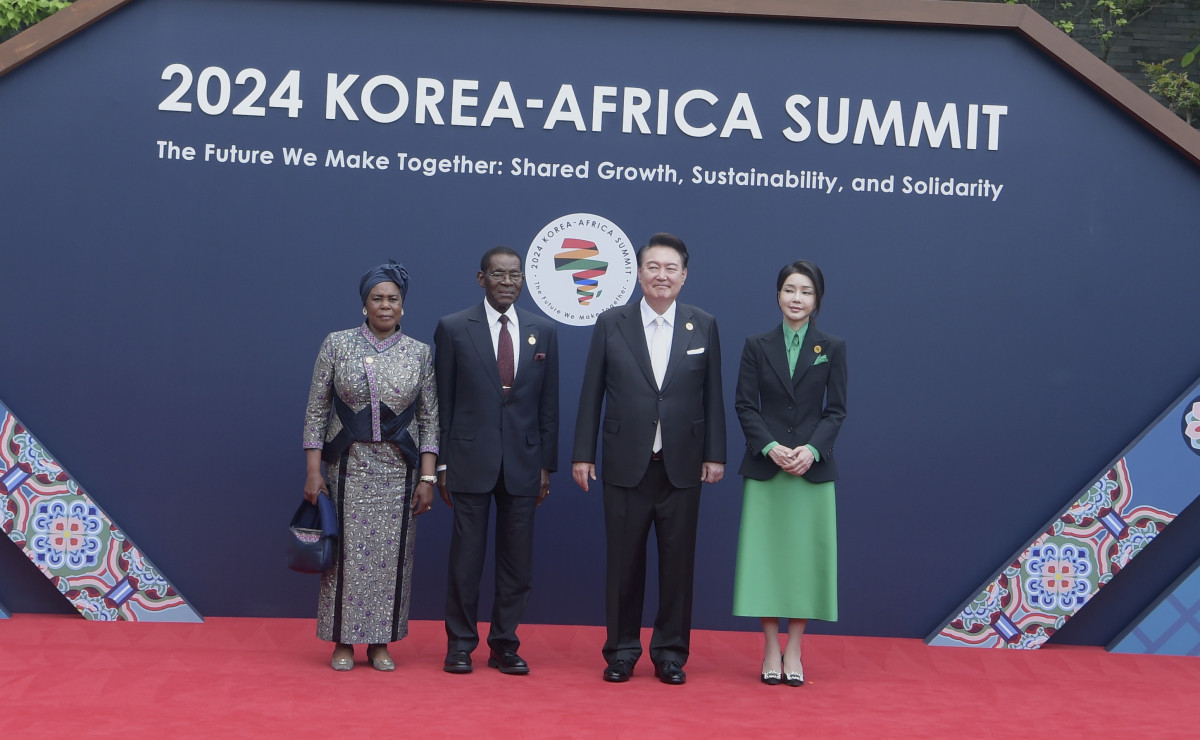 Oficina de la Embajada de Corea en Malabo tweet media