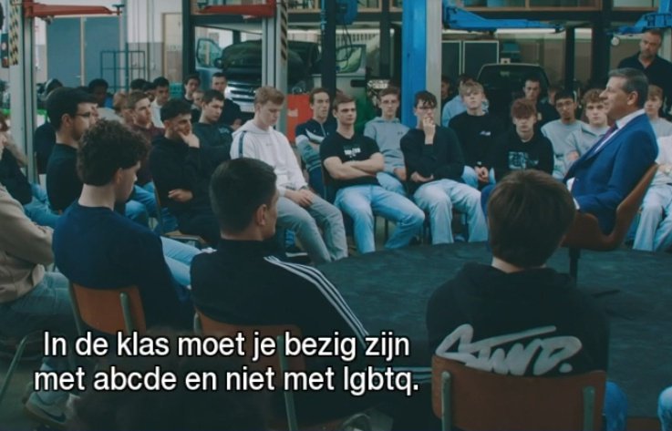 Elke leraar kent ze:
- X die beschaamd opgroeit door haar geaardheid
- Y die depressief is door racistische sneren
- Z (trans) die suïcidaal is door pestgedrag

Dit is geen onschuldige mening meer van VB, dit verwoest jonge levens. Letterlijk. Waar zijn we in godsnaam mee bezig?