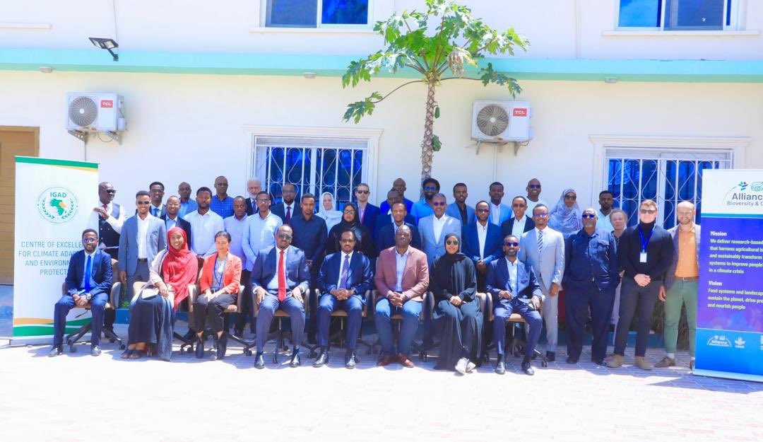 Honored to deliver the opening remarks at a jointly organized workshop in Mogadishu by @icecaep_igad, <a href="/CGIAR/">CGIAR</a>, and <a href="/FAOSomalia/">FAO in Somalia</a> exploring the critical links between climate, peace, and security. I stressed the need for solutions and pathways to navigate this nexus. Grateful to all