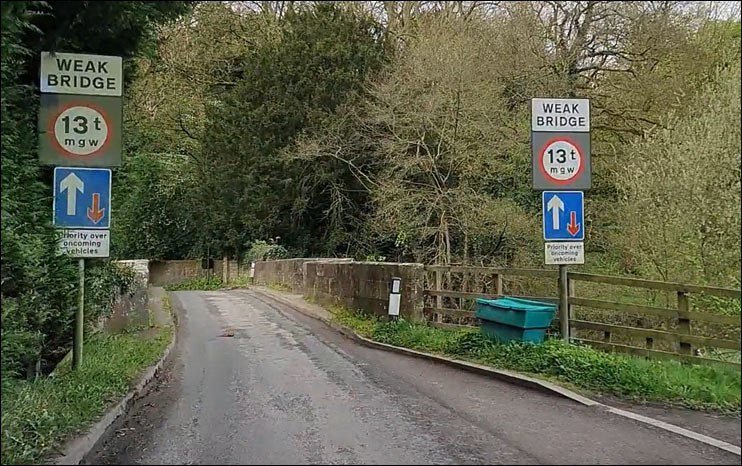 northyorksc's tweet photo. Anyone avoiding the road closure on the #A166 in Stamford Bridge is reminded that the #Buttercrambe is unsuitable for long vehicles.

@East_Riding  are currently carrying out bridge repairs in #StamfordBridge.

Please don't follow your satnav if travelling in a wide or long vehicle including any vehicle towing a trailer or caravan or HGV's.

You will not be able to get through the width restriction and sharp bend near the historic bridge in Buttercrambe.

Please follow the signed diversion.

📷 Google street view.