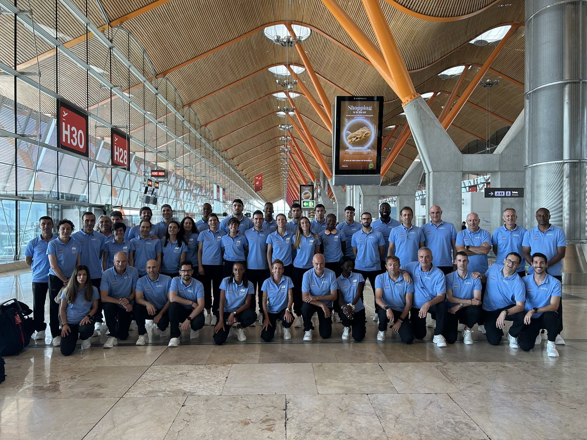 Todos los caminos llevan a Roma 🇮🇹
El de #EspañaAtletismo pasa por Barajas ✈️

La #PasionPorCompetir ya está lista 💥

<a href="/earoma2024/">Roma2024 European Athletics Championships</a> del 7-12 de Junio 🙌🏼