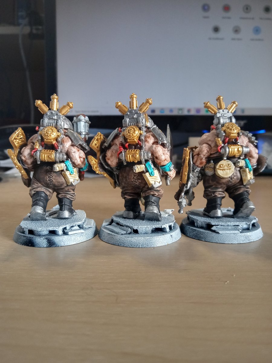Used the ogre models to make some medieval bullgryns for my feudal astra militarum #Warhammer #Warhammercommunity