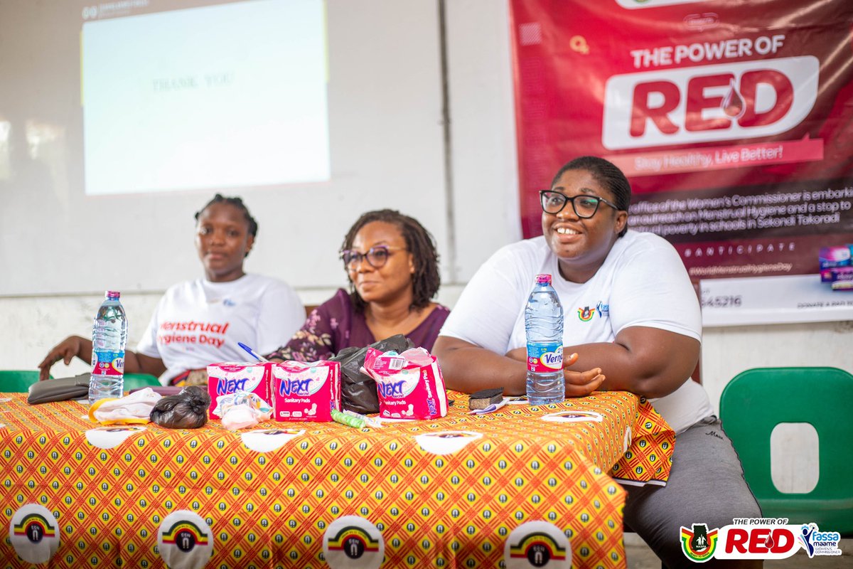 Fatima2_sharif's tweet photo. Let the girl child have access to menstrual education as early as possible to feel comfortable and confident during her period.
#ThePowerOfRED
#GirlChildEducation
#AstopToMenatrualPoverty https://t.co/NScStI8JpF