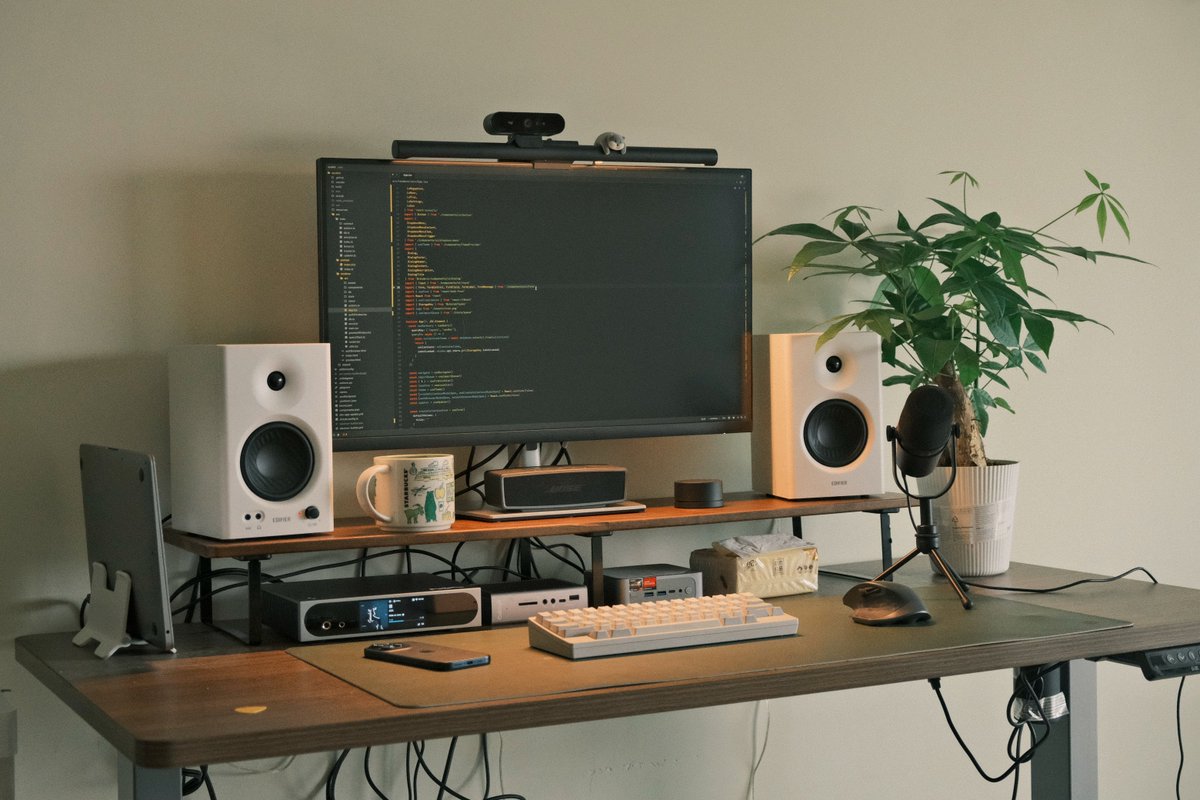 Maker Stations® tweet media