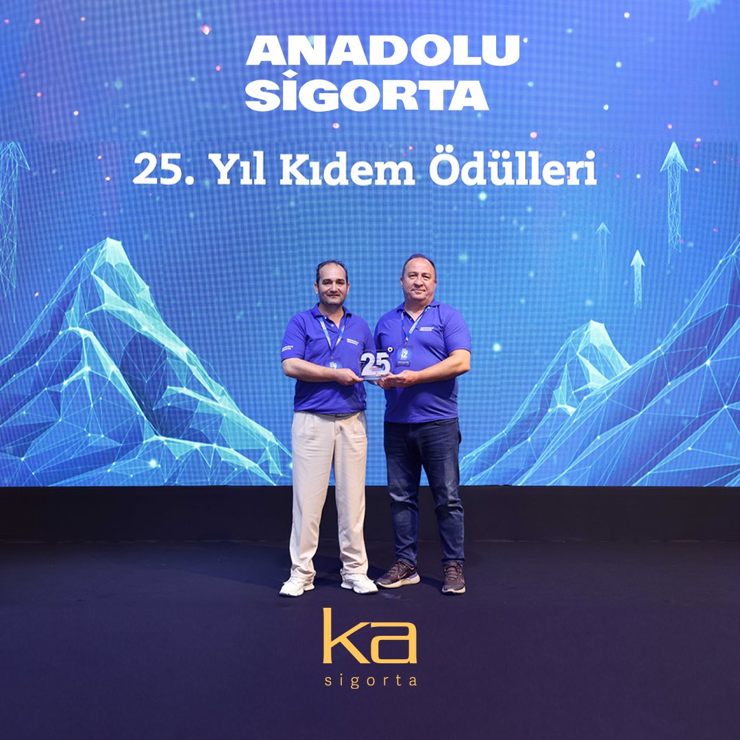 KA Sigorta olarak, iş ortağı olmaktan onur duyduğumuz Anadolu Sigorta’nın Geleneksel  Acenteler Toplantısı’nda 25. Yıl Kıdem Ödülümüzü almanın haklı gururunu yaşıyoruz.
 
Tüm Anadolu Sigorta Ailesi’ne teşekkürü borç biliriz.
#kasigorta #anadolusigorta #sigortacılıktaalametifarika