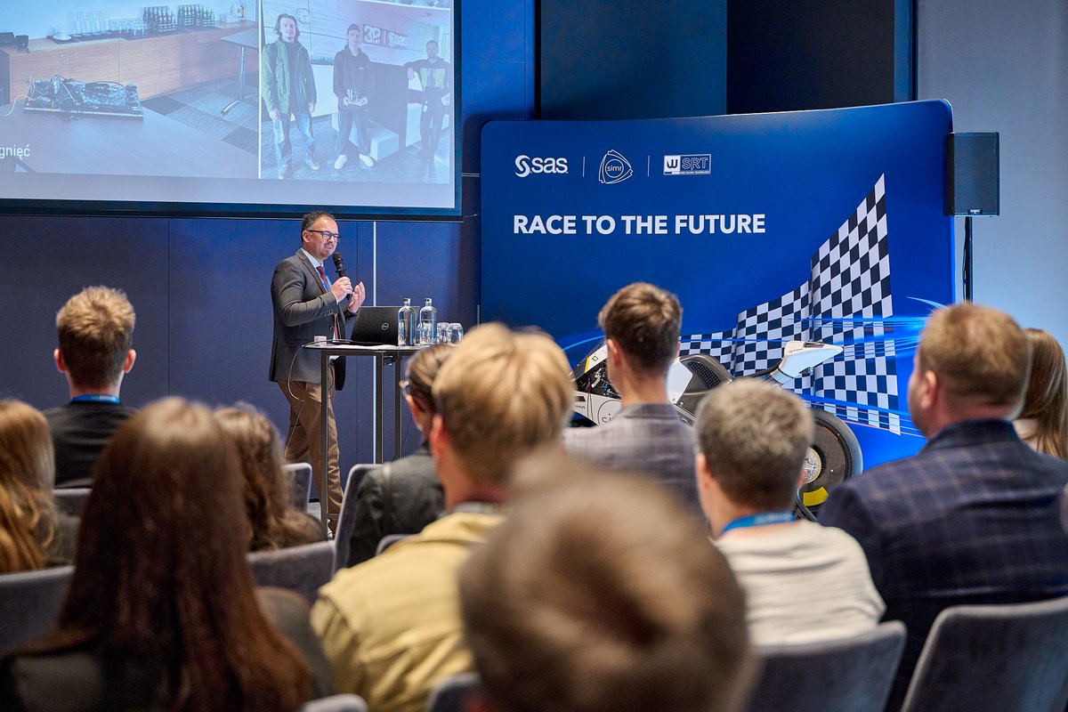 It was a real pleasure to sum up the year of cooperation with <a href="/SASpoland/">SAS Poland</a> during the #SASInnovateOnTour conference, where we presented our bike and our project supervisor Paweł Chodkiewicz gave a presentation titled "How SAS helps build fast motorbikes?". 📈🏍️